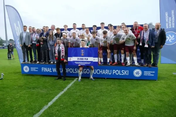 Finał Pucharu Polski: Orzeł Kawęczyn uległ Polonii Środa 0:4