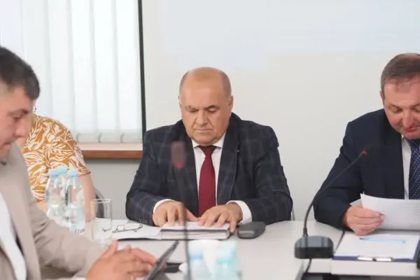 Trwa XXXI Sesja Rady Gminy Kawęczyn – kluczowe decyzje i transmisja online