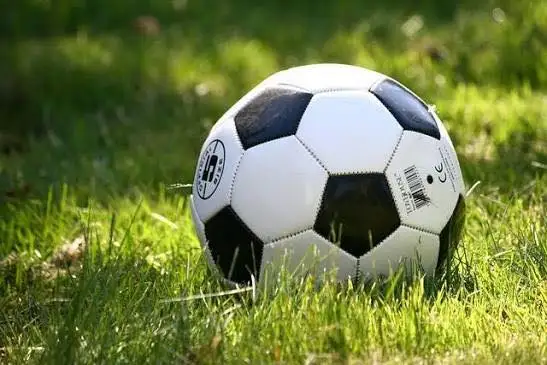 Gmina Kawęczyn z dofinansowaniem na modernizację szatni sportowej