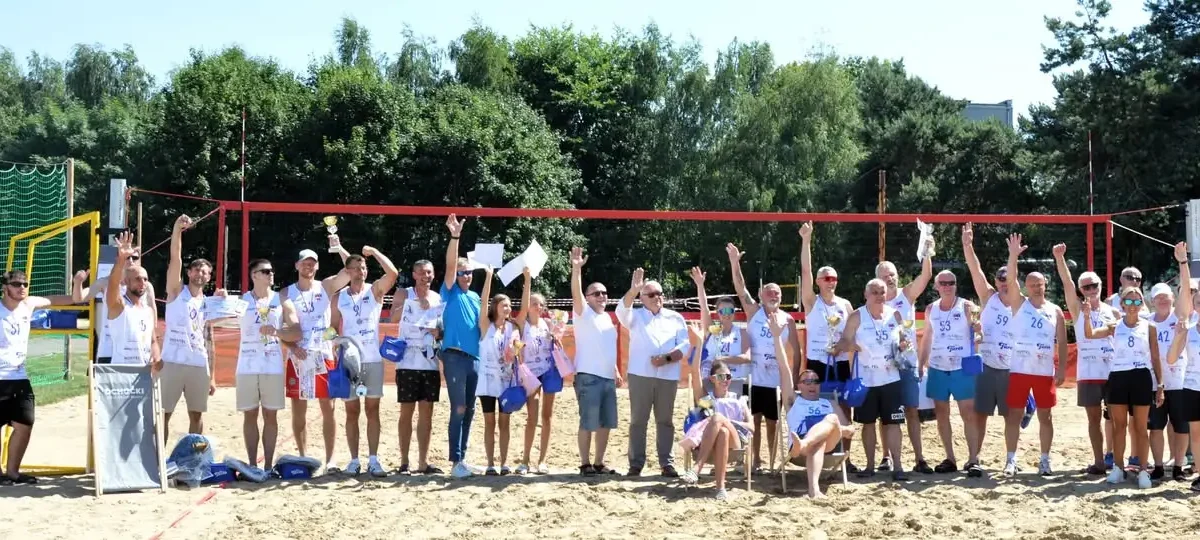 Turniej siatkówki plażowej w Turku: upał nie przeszkodził sportowcom