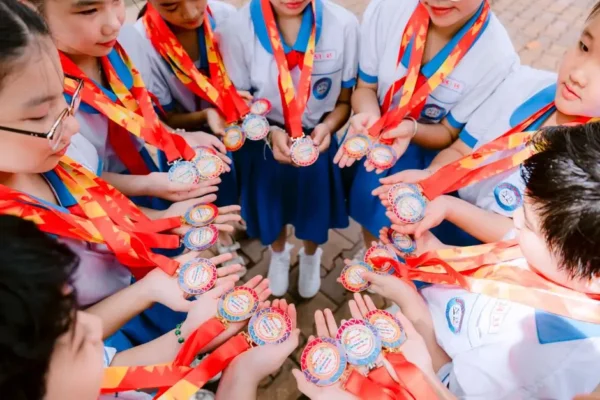 Uczennice z Miłaczewa z tytułami laureatek i finalistki w konkursach kuratoryjnych