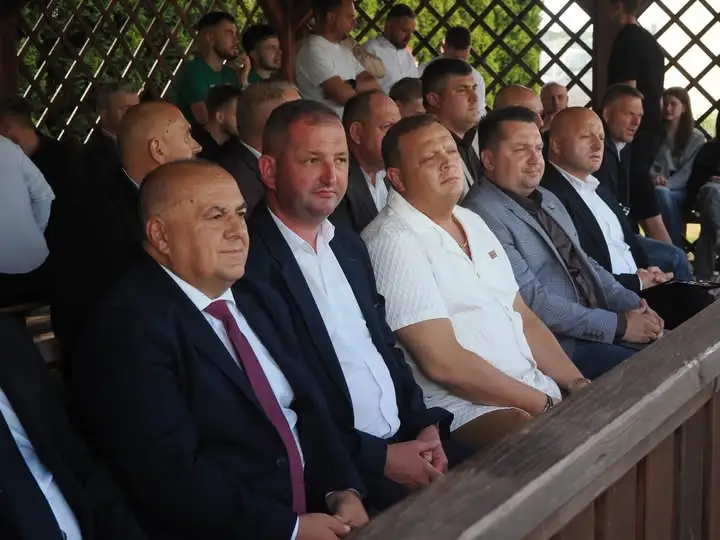 GKS Orzeł Kawęczyn świętował 30-lecie istnienia – wyjątkowy jubileusz na stadionie w Tokarach Pierwszych