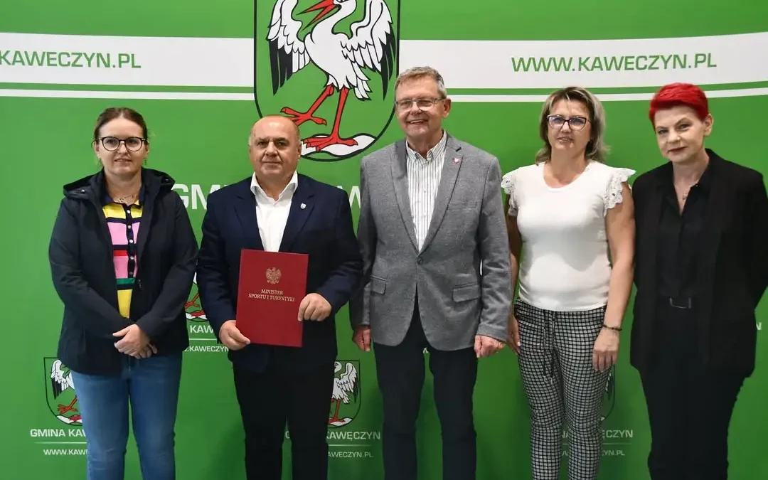 Gmina Kawęczyn z dofinansowaniem na modernizację zaplecza sportowego