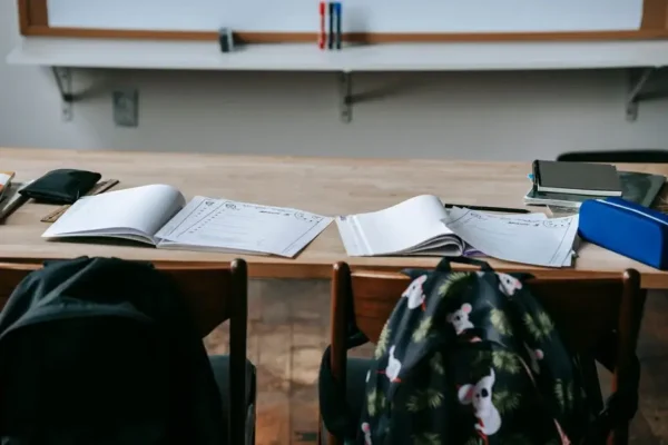 Od 1 lipca można składać wnioski o 300 zł na wyprawkę szkolną