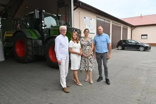 Justyna Szulc i Bartosz Wieczorek Starostami Dożynek w Smaszewie