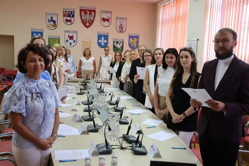 Awans zawodowy nauczycieli z Powiatu Tureckiego – wręczono akty mianowania