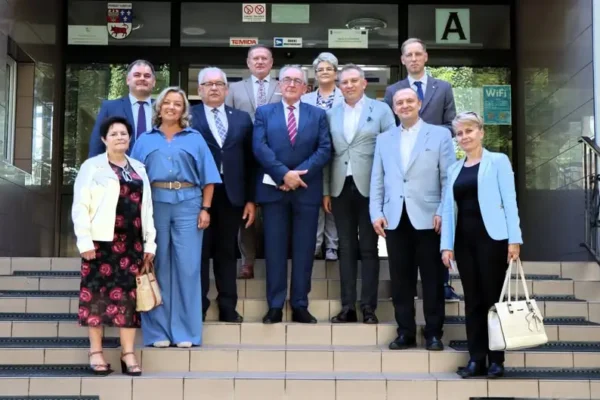 Bezpieczeństwo uczniów w Turku: spotkanie z Wicemarszałkiem Województwa Wielkopolskiego