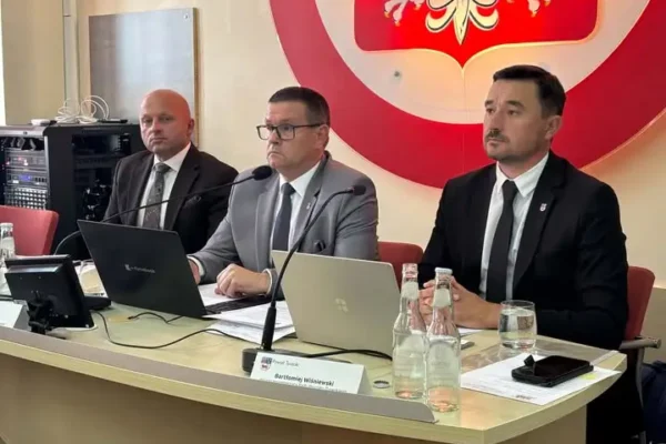 XXX Sesja Rady Powiatu Tureckiego: energetyka, szpitale i finanse w centrum uwagi