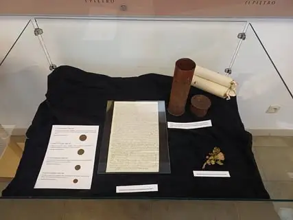 Kapsuła czasu z wieży kościoła ewangelickiego w Muzeum Miasta Turku