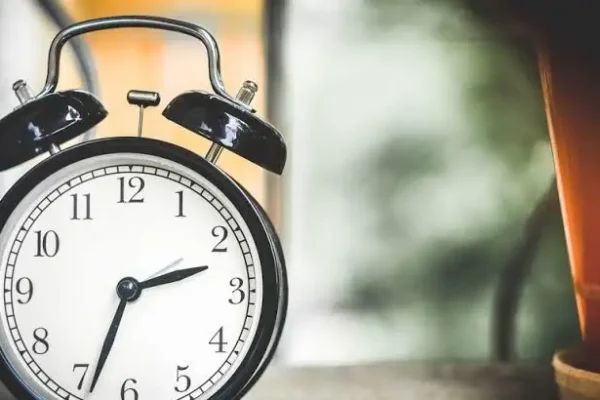 Zmiana czasu z letniego na zimowy – w nocy z 24 na 25 października cofamy zegarki