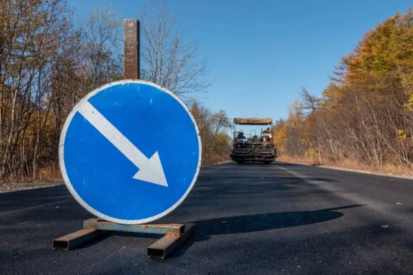 Nowa droga w gminie Władysławów: zakończono przebudowę odcinka Russocice – Chylin
