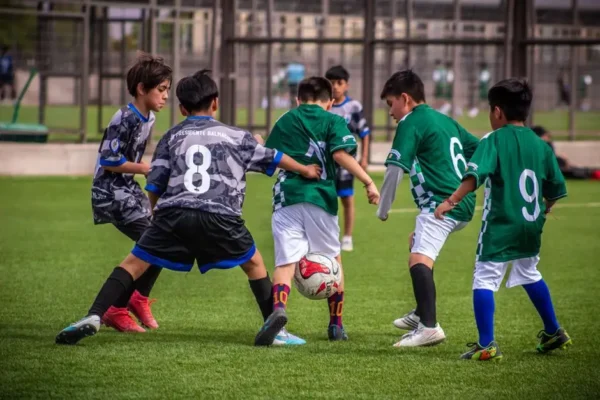 Stal Pleszew triumfuje w turnieju „Z orlika na stadion” U-15 w Malanowie